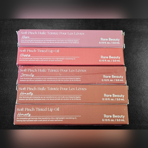 Rare Beauty Soft Pinch Tinted Lip Oil, Serenit, NIB full Size 3ml .10oz - Picture 3 of 4